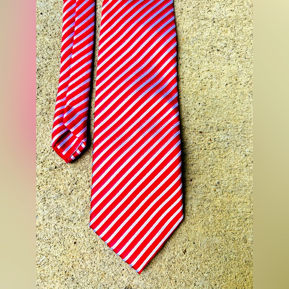 Men’s Italian seta silk necktie red and white striped